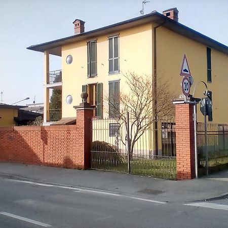 Locanda I Tarocchi Vailate ภายนอก รูปภาพ