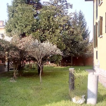Locanda I Tarocchi Vailate ภายนอก รูปภาพ